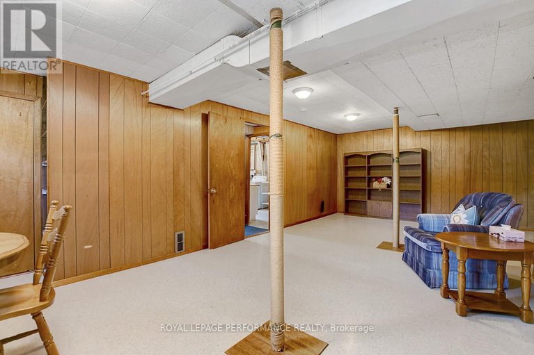 28697255/617-gardenvale-road/castle-heightsrideau-high/ottawa/ontario/K1K1E5_30
