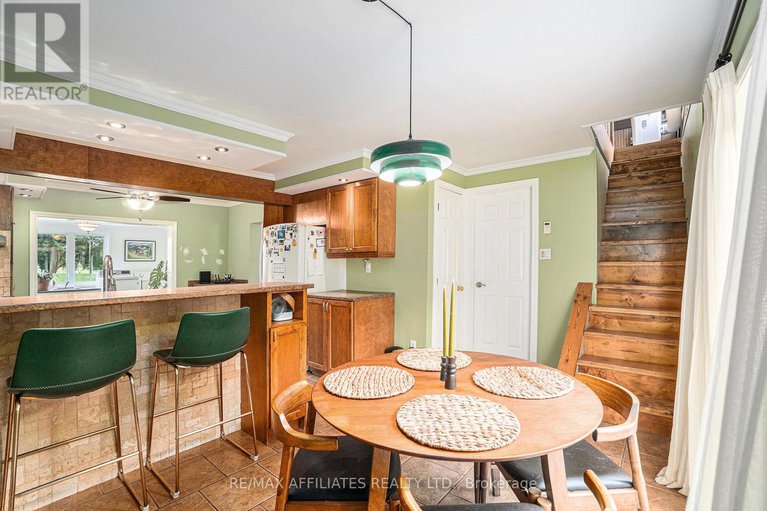 28625168/3971-champlain-street/clarencerockland-twp/clarence-rockland/ontario/K0A1E0_11