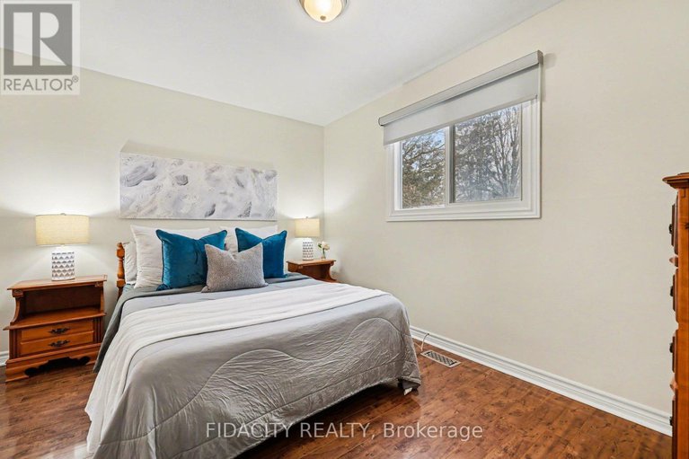 29399731/53-morton-drive/glencairnhazeldean/ottawa/ontario/K2L1W9_17