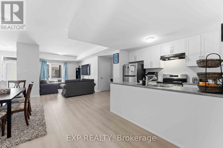 29443713/116-parnian-private/half-moon-bay/ottawa/ontario/K2J4H7_18