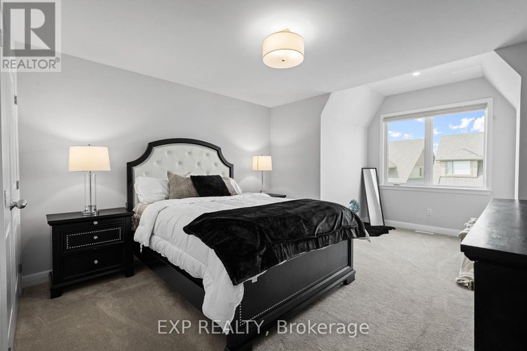 28811431/25-stanhope-court/stonebridge/ottawa/ontario/K2J6S2_36