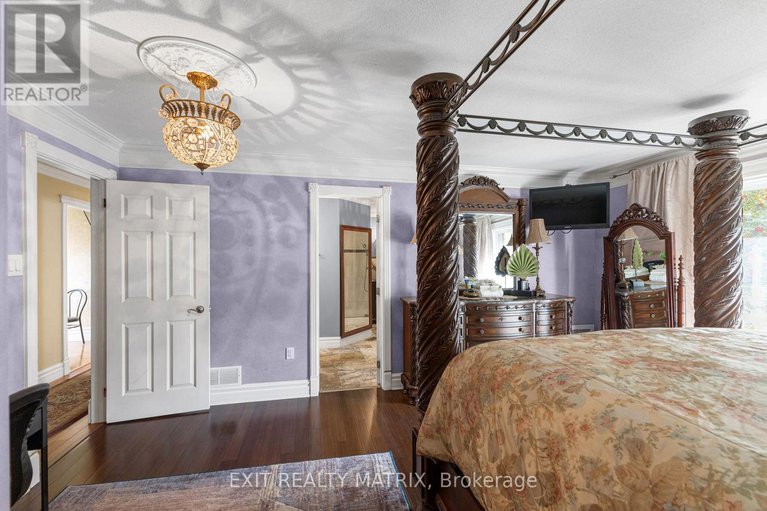 29019444/1100-moffatt-drive/cumberland-ridge/ottawa/ontario/K4C1B7_26