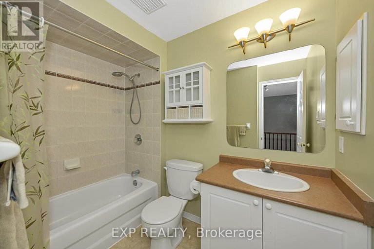 29225786/4596-ogilvie-walk-crescent/carson-grove/ottawa/ontario/K1J1G6_27