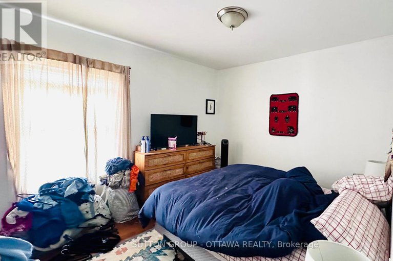 28434012/139-eccles-street/west-centre-town/ottawa/ontario/K1R6S7_25