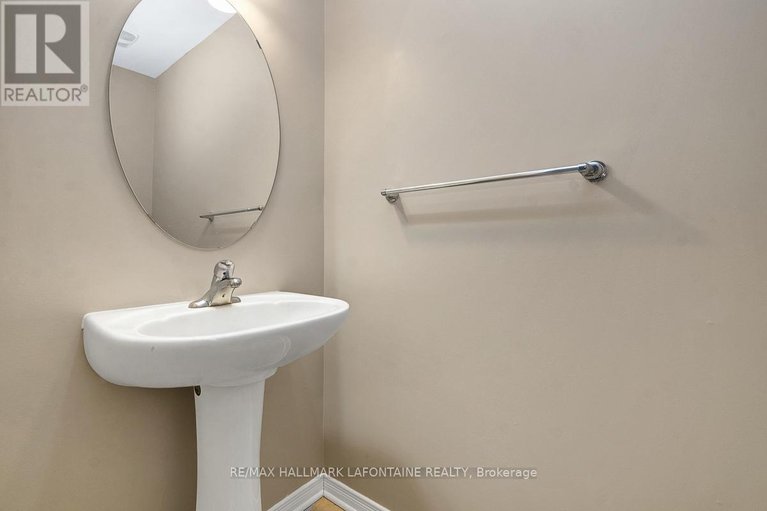 29501569/381-sweetflag-street/longfields/ottawa/ontario/K2J5Y7_20