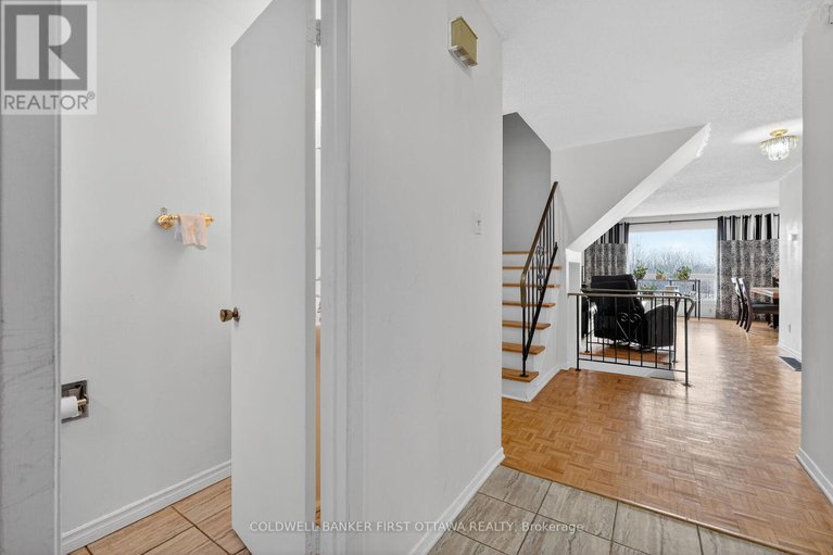 29449932/17-300-stone-quarry-private-s/carson-meadows/ottawa/ontario/K1K3Y2_90