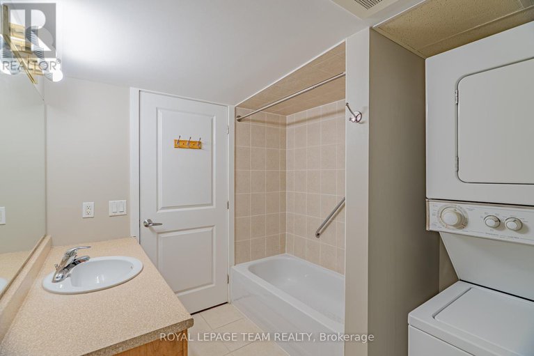 28816590/804-138-somerset-street-w/ottawa-centregolden-triangle/ottawa/ontario/K2P0A3_15
