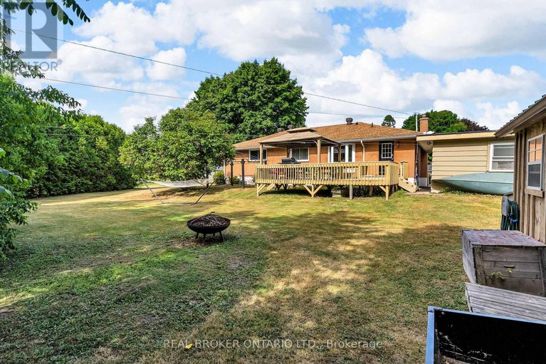 28758919/19-sunset-drive/augusta-twp/augusta/ontario/K0E1T0_36