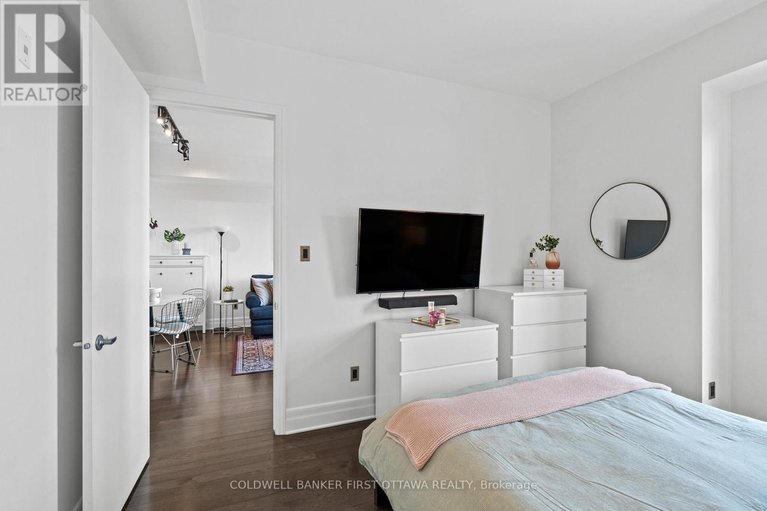 28426797/705-327-breezehill-avenue/west-centre-town/ottawa/ontario/K1Y1R6_26