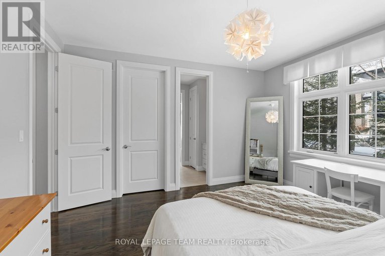 27997311/1140-meadowshire-way/manotick-east-to-manotick-station/ottawa/ontario/K4M0A4_24