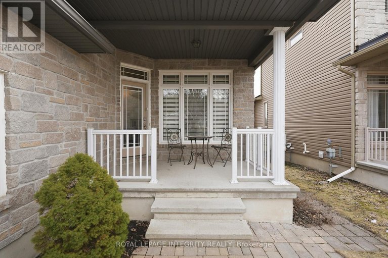 29633491/113-thivierge-court/town-of-rockland/clarence-rockland/ontario/K4K0E7_4