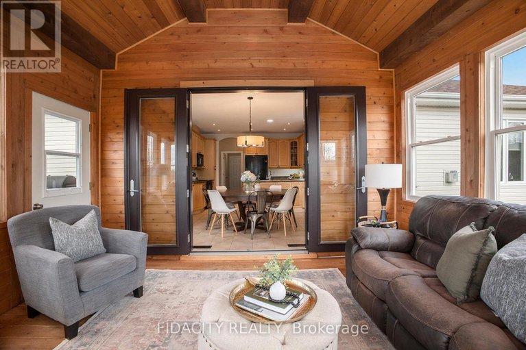28851560/16-canadian-drive/remainder-of-stittsville-area/ottawa/ontario/K0A1B0_12