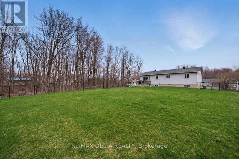 28221771/2622-gagne-road/clarencerockland-twp/clarence-rockland/ontario/K0A2A0_26
