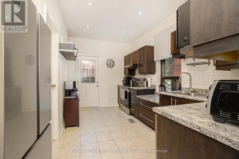 28407547/55-argyle-avenue/ottawa-centregolden-triangle/ottawa/ontario/K2P1B3_5
