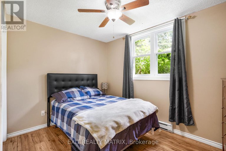 28587958/17-casselman-street/finch/north-stormont/ontario/K0C1K0_23