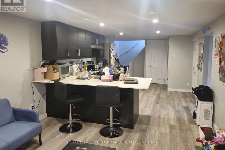 29035892/2529-roman-avenue/queensway-terrace-north/ottawa/ontario/K2B7X8_27