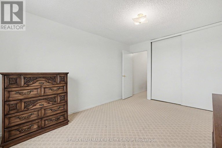 29401782/1402-665-bathgate-drive/carson-meadows/ottawa/ontario/K1K3Y4_21