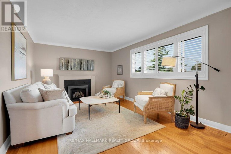 28891656/14-roundhay-drive/manordale/ottawa/ontario/K2G1B5_7