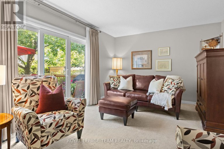 28918556/24-hyannis-avenue/cedargrovefraserdale/ottawa/ontario/K2J2W8_15