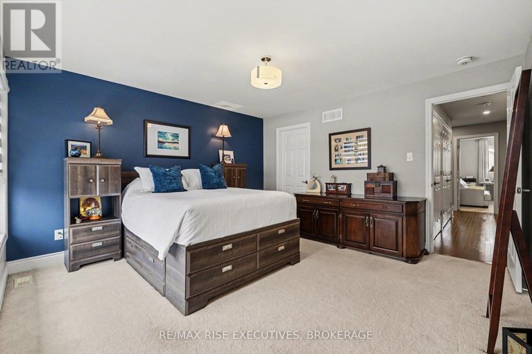 29475656/300c-richelieu-avenue/vanier/ottawa/ontario/K1L6K3_20