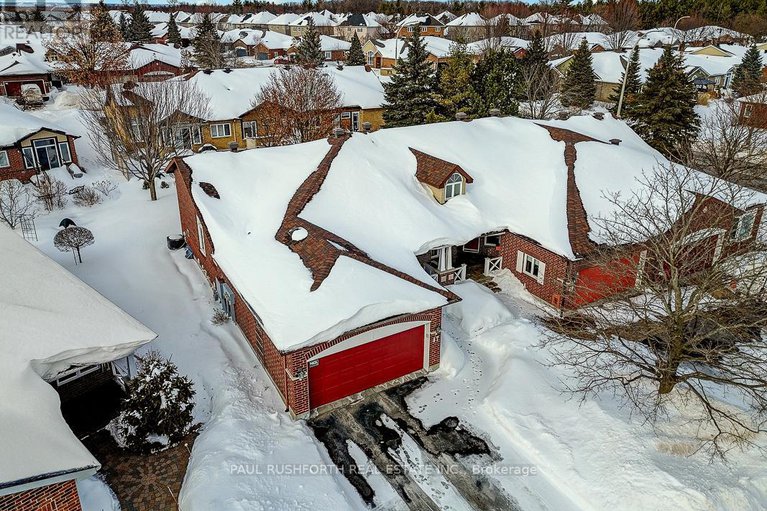 29371710/47-peregrine-crescent/bridlewood/ottawa/ontario/K2M2T2_2