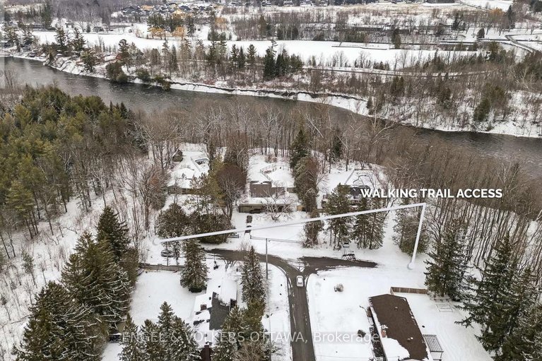 29611922/3-hazelwood-way/manotick-long-island-nicholls-island/ottawa/ontario/K2C3H1_37