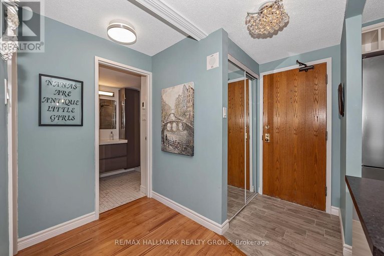 29641177/704-80-sandcastle-drive/leslie-park/ottawa/ontario/K2H9E7_5