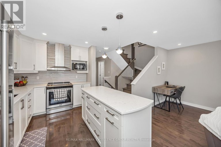 29029372/254-dion-avenue/town-of-rockland/clarence-rockland/ontario/K4K0M2_9