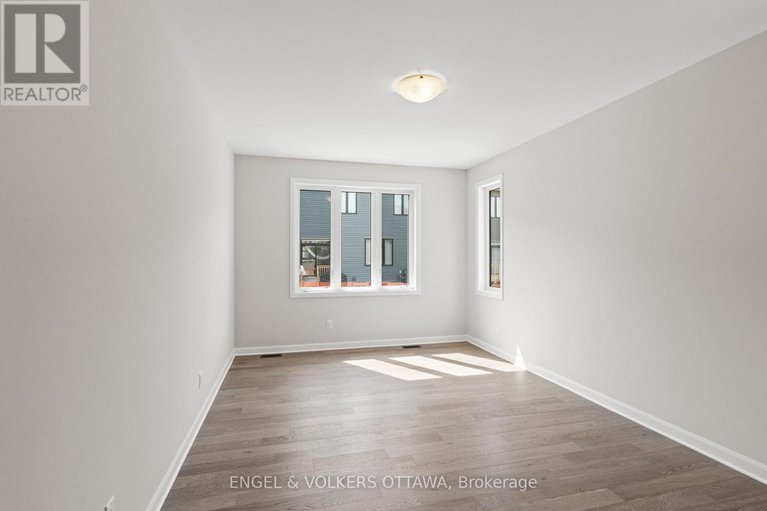 28326544/119-darleux-place/mahogany-community/ottawa/ontario/K4M0M7_15