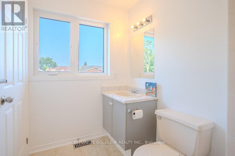 28864699/612-chenier-way/fallingbrookpineridge/ottawa/ontario/K4A1R1_36