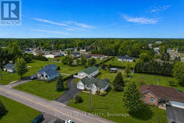 29658664/2031-devine-road/vars-village/ottawa/ontario/K0A3H0_33