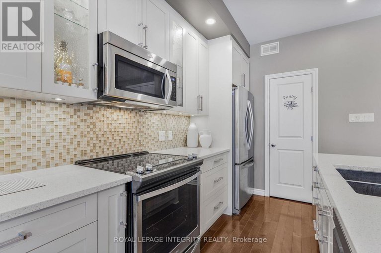 29158859/125-chaperal-private/avalon-west/ottawa/ontario/K4A0Y2_16