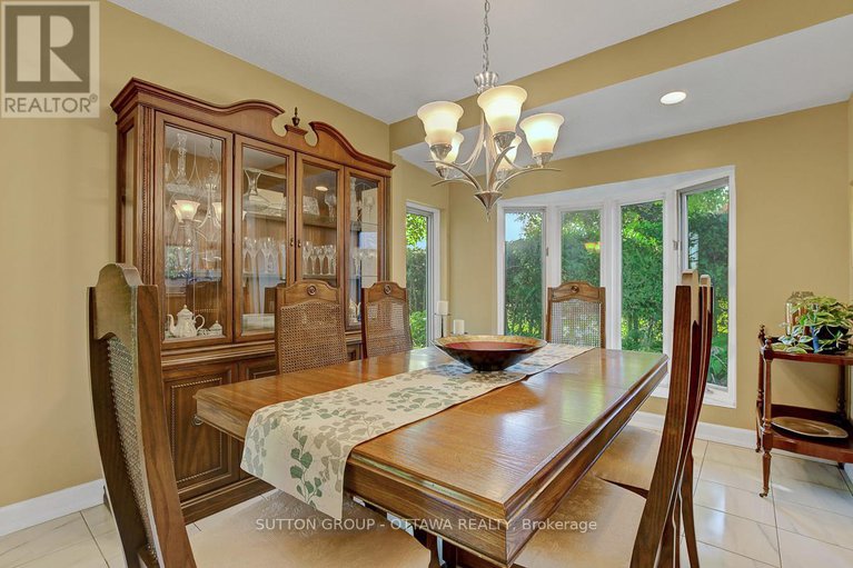28874659/124-post-road/glencairnhazeldean/ottawa/ontario/K2L1L2_14