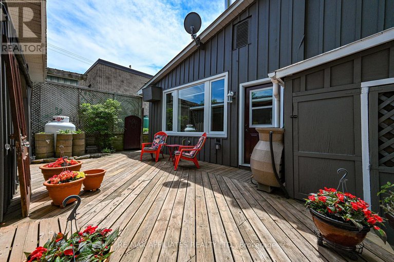 28432500/45-george-street/lanark-highlands-lanark-village/lanark-highlands/ontario/K0G1K0_45
