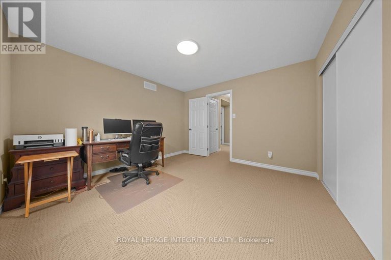 29609929/638-rosehill-avenue/stittsville-north/ottawa/ontario/K2S0K2_33