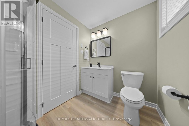 29641408/211-mckenny-street/mississippi-mills-ramsay-twp/mississippi-mills/ontario/K0A1A0_40