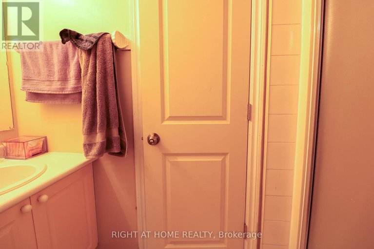 29142162/1901-hampstead-place/ellwood/ottawa/ontario/K1V1B3_11