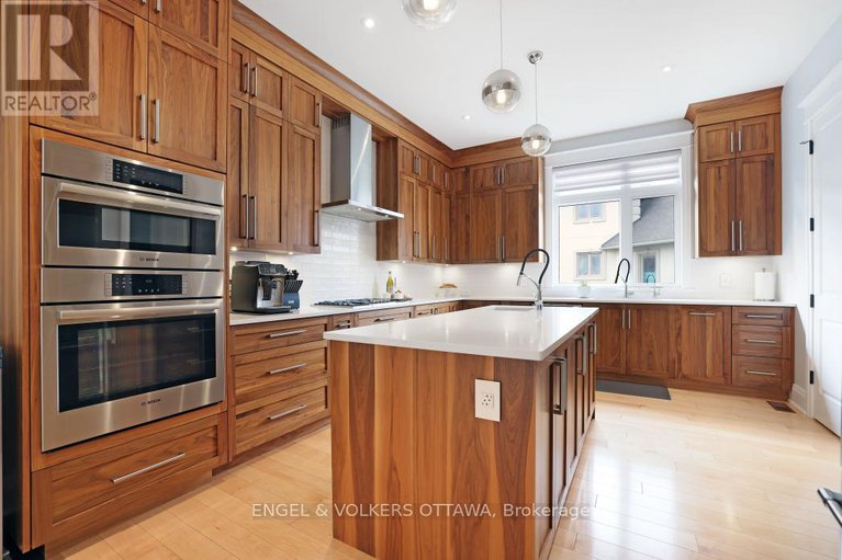 29037688/1296-bankfield-road/manotick-village-manotick-estates/ottawa/ontario/K4M1C4_16