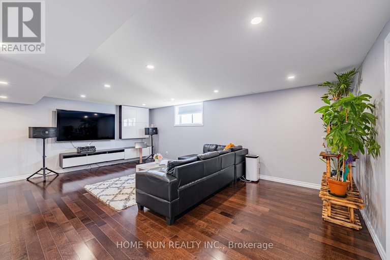 29657132/110-discovery-crescent/stittsville-north/ottawa/ontario/K2S0Z9_46