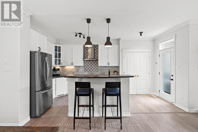 28647075/110-waterbridge-drive/barrhaven-east/ottawa/ontario/K2G7C2_15