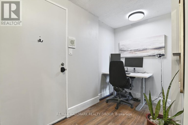 28331296/1808-1081-ambleside-drive/woodroffe/ottawa/ontario/K2B8C8_5