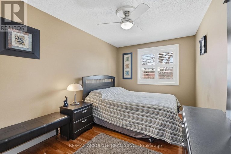 29579174/1594-st-georges-street/bilberry-creekqueenswood-heights/ottawa/ontario/K1E2M9_22