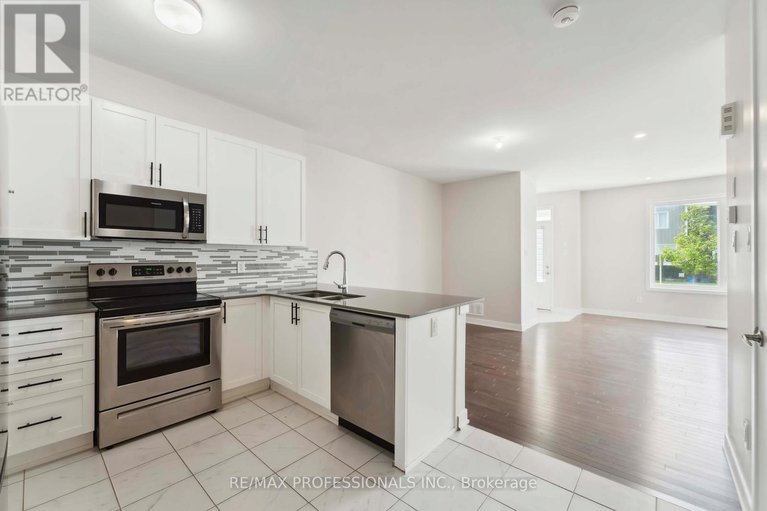 28406197/826-bascule-place/btwn-franktown-rd-fallowfield-rd/ottawa/ontario/K0A2Z0_7