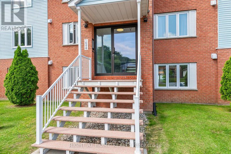 28504603/2b-160-edwards-street/town-of-rockland/clarence-rockland/ontario/K4K1H9_2