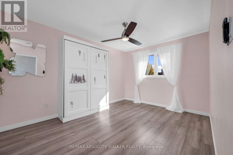 29130755/32-acklam-terrace/morgans-grantsouth-march/ottawa/ontario/K2K2H5_21