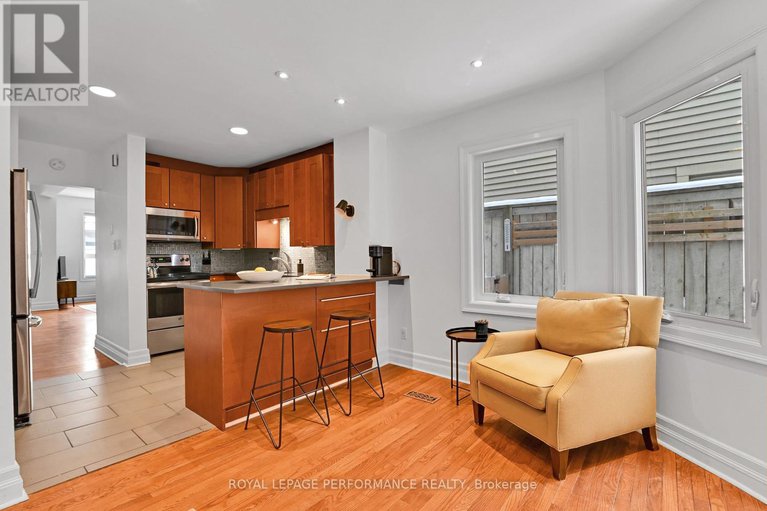 28634698/194-charlotte-street/sandy-hill/ottawa/ontario/K1N8K9_10