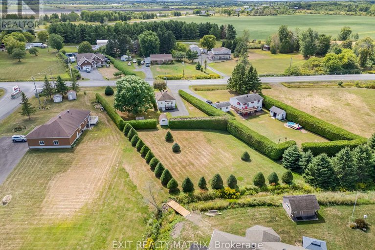 28827770/48-front-road-w/lorignal/champlain/ontario/K0B1K0_29