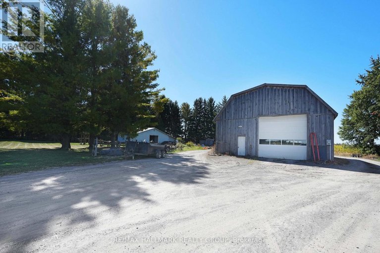 29685327/5758-third-line-road-n/rideau-twp-w-of-hwy-16-north-of-reg-rd-6/ottawa/ontario/K0A2T0_39