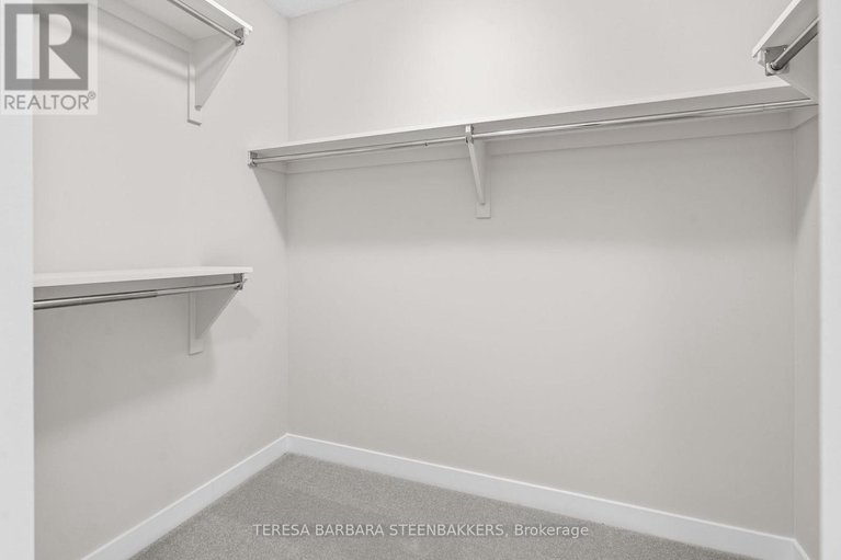 27846095/747-kenny-gordon-avenue-n/riverside-southgloucester-glen/ottawa/ontario/K4M0X9_31