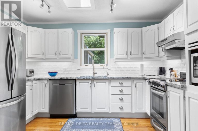 28782058/9-lasalle-street/clarencerockland-twp/clarence-rockland/ontario/K4K1K7_12